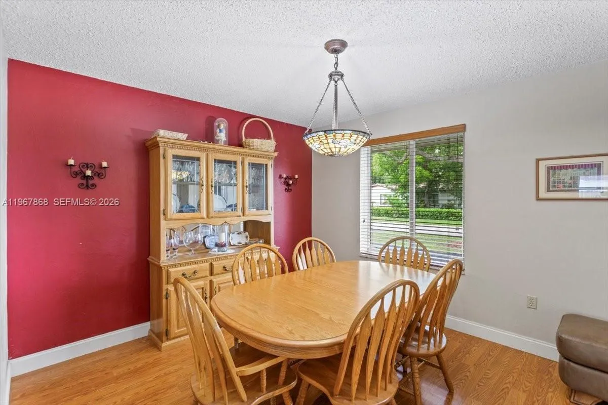 9750 SW 143rd Dr, Miami FL 33176