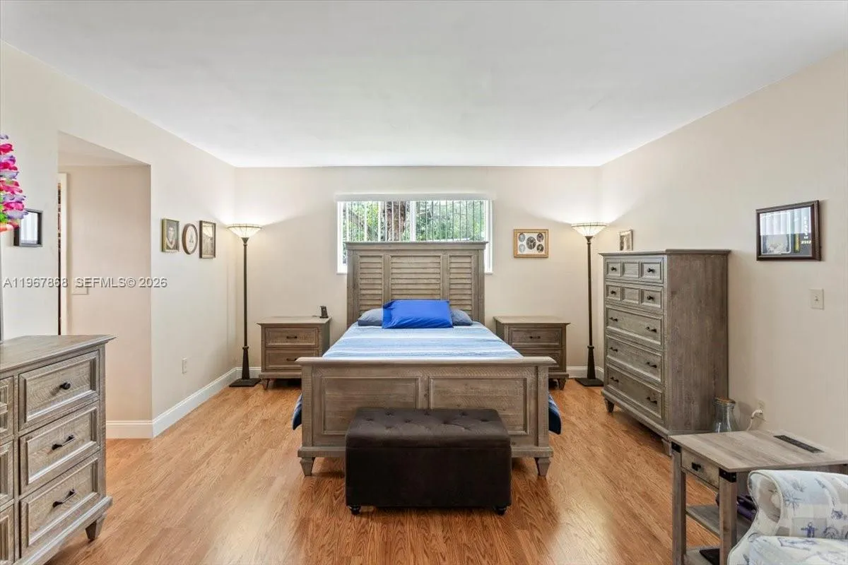 9750 SW 143rd Dr, Miami FL 33176