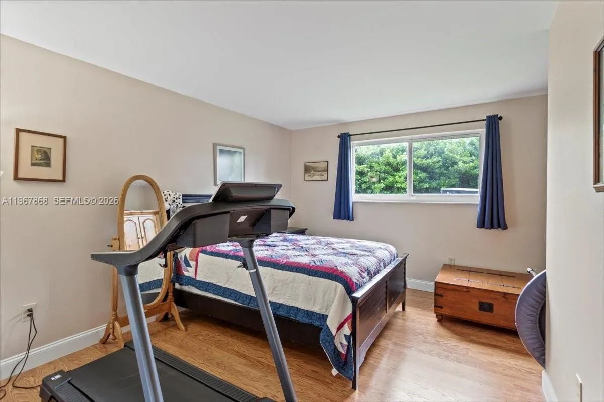 9750 SW 143rd Dr, Miami FL 33176