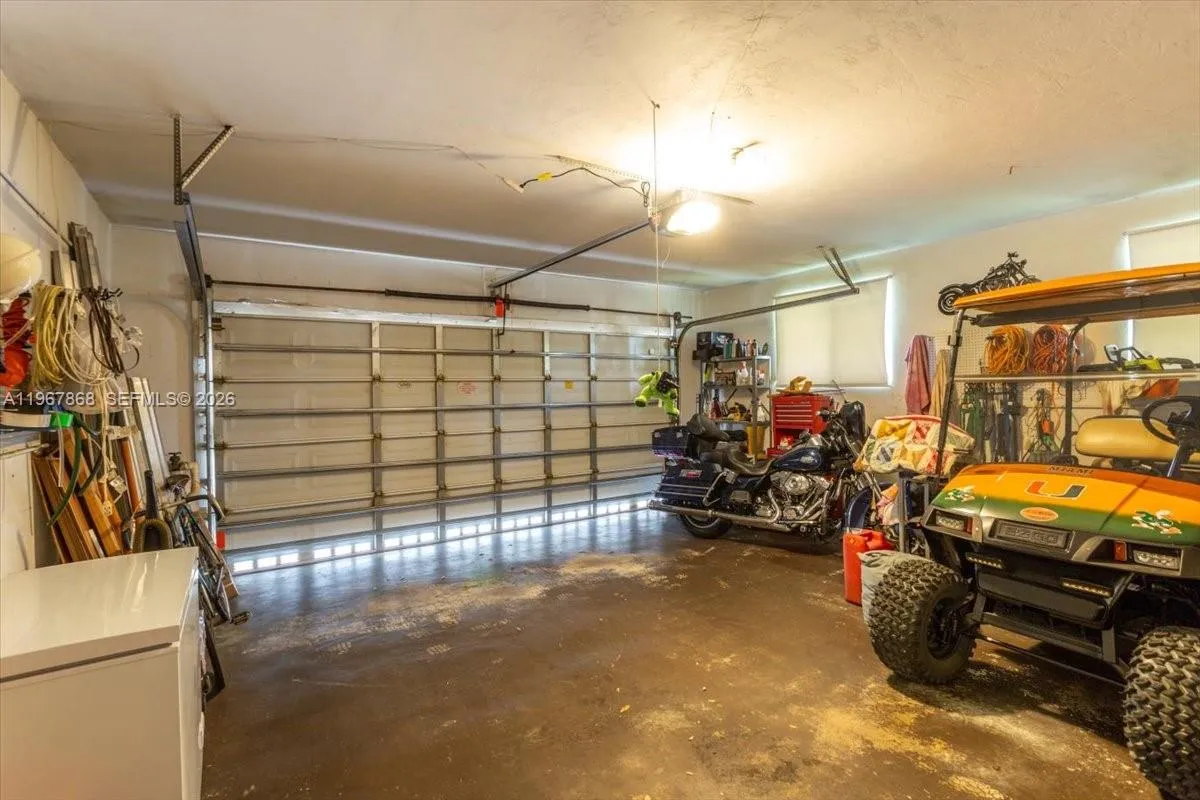 9750 SW 143rd Dr, Miami FL 33176