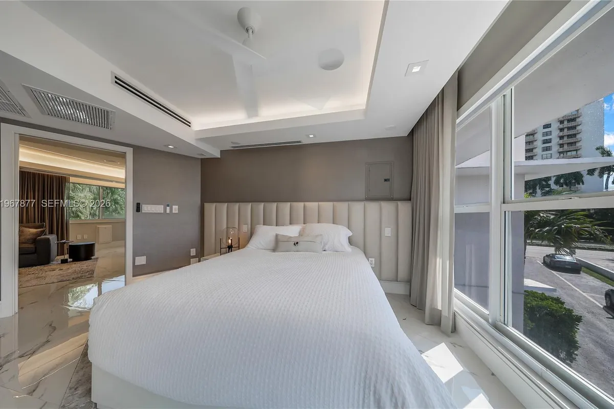 10190 Collins Ave # 203, Bal Harbour FL 33154