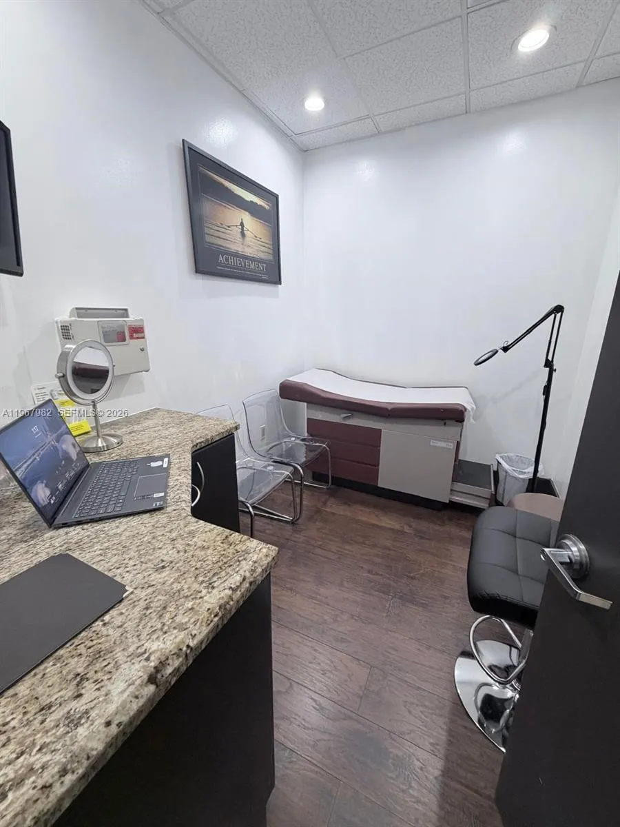 6141 SW 72nd Ave # 130, South Miami FL 33143