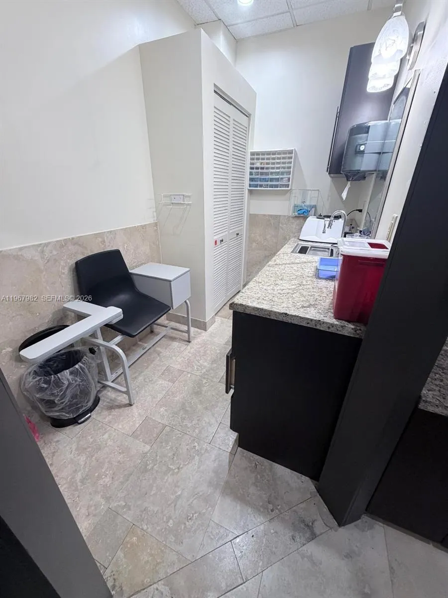 6141 SW 72nd Ave # 130, South Miami FL 33143