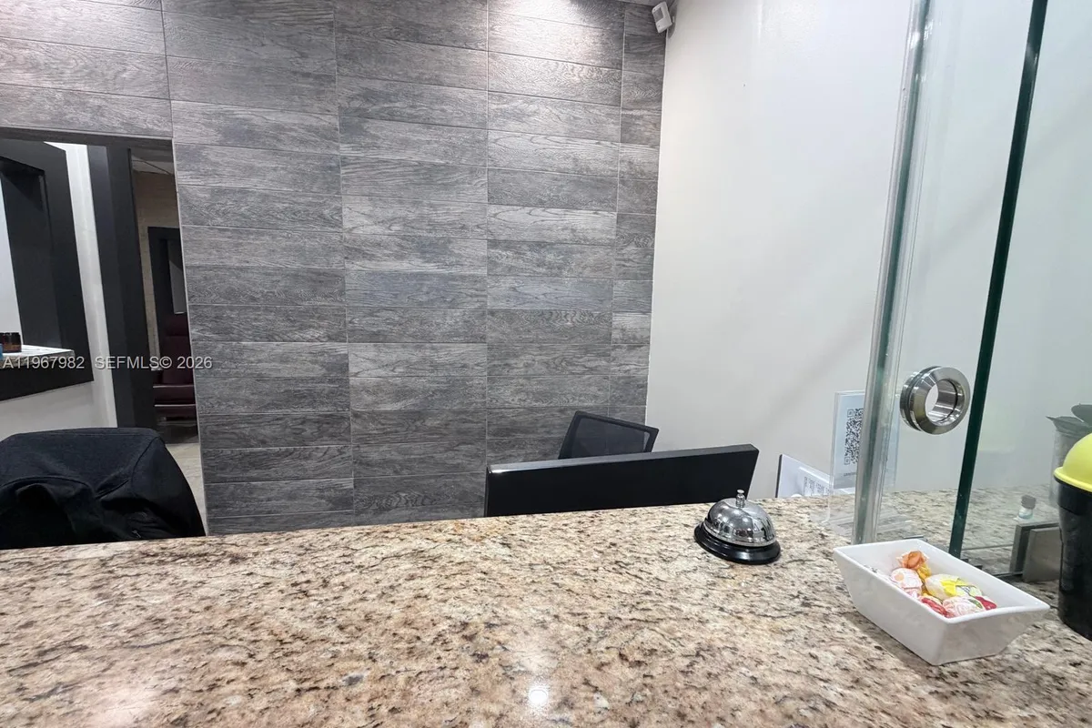 6141 SW 72nd Ave # 130, South Miami FL 33143