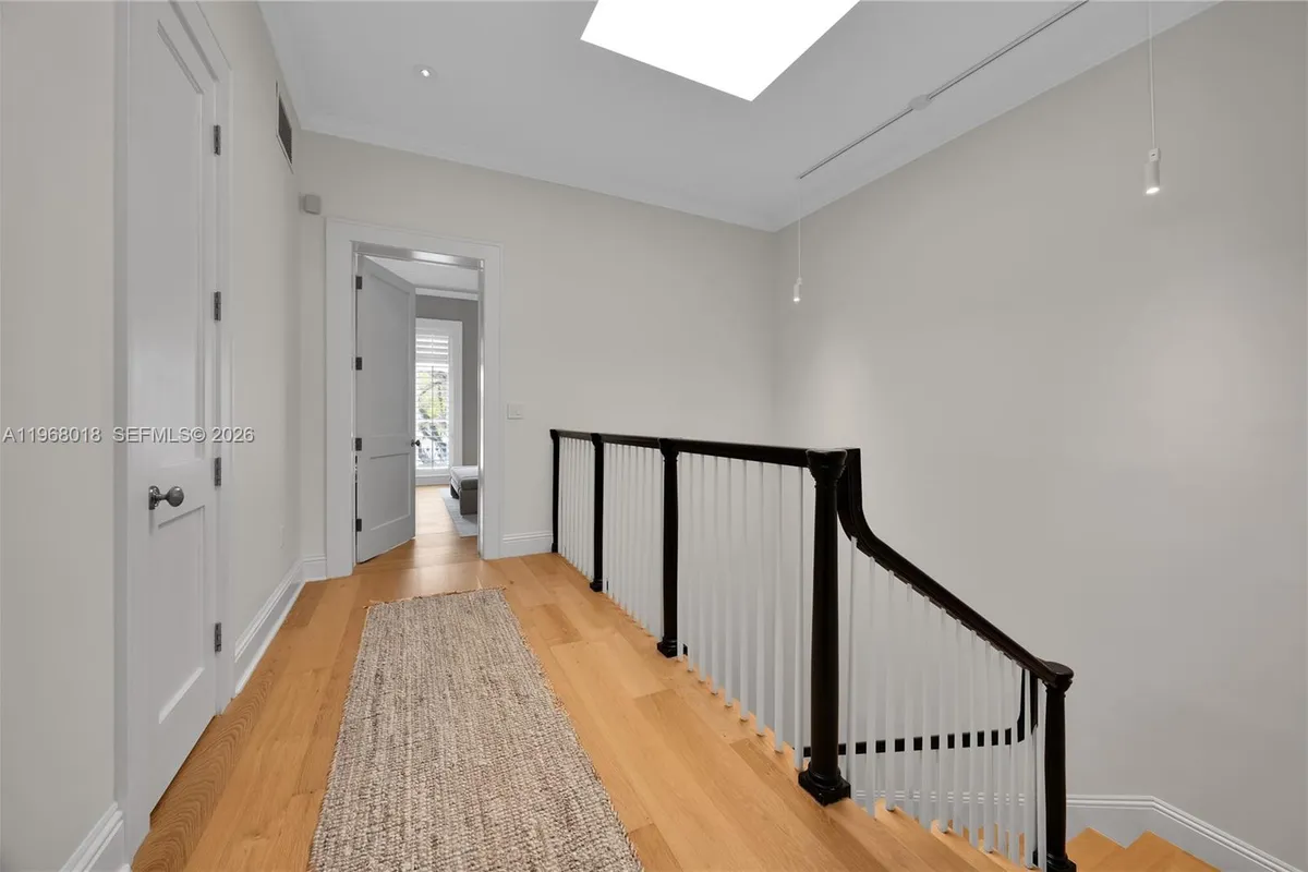 639 Almeria Ave, Coral Gables FL 33134