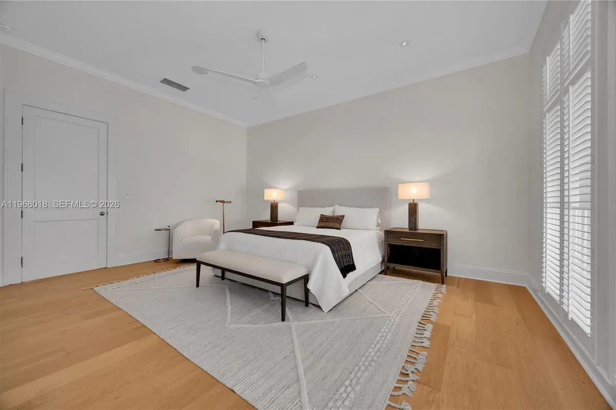 639 Almeria Ave, Coral Gables FL 33134