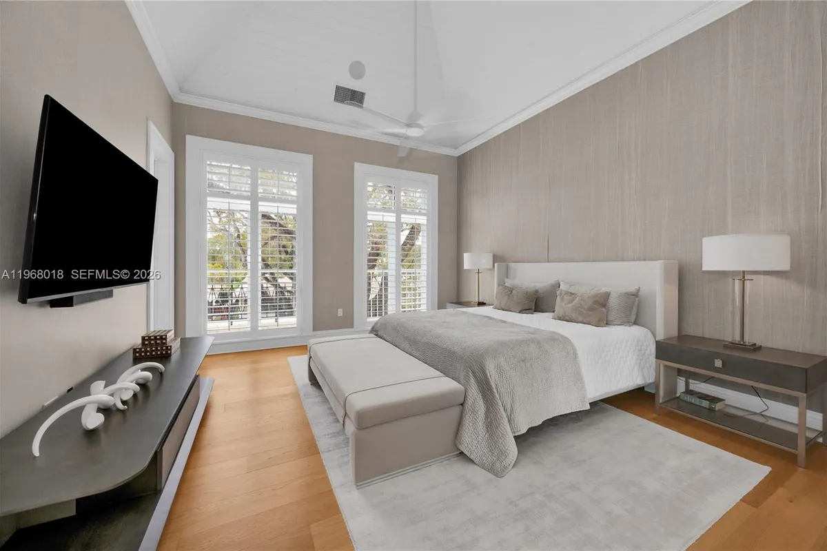 639 Almeria Ave, Coral Gables FL 33134