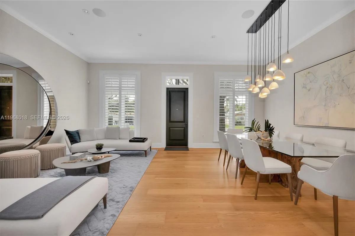 639 Almeria Ave, Coral Gables FL 33134