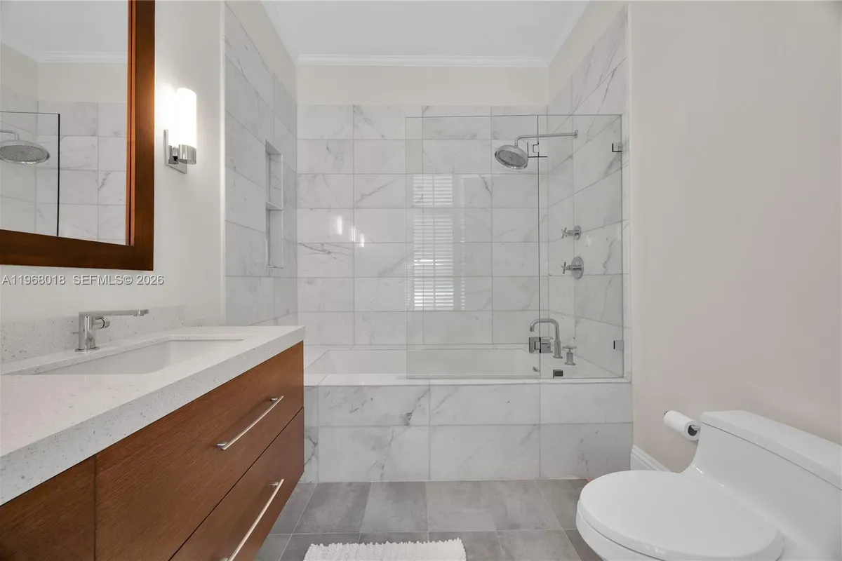 639 Almeria Ave, Coral Gables FL 33134