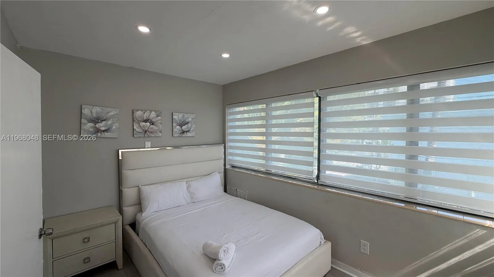 10004 E Bay Harbor Dr # 10, Bay Harbor Islands FL 33154