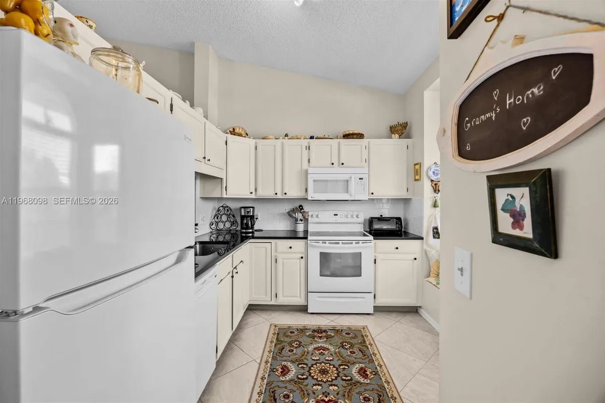 18081 SE Country Club Dr # 367, Jupiter FL 33469