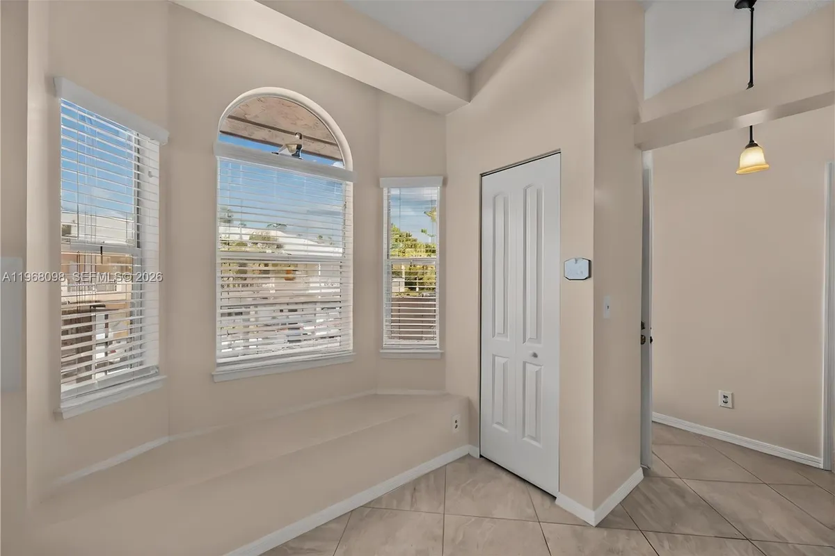 18081 SE Country Club Dr # 367, Jupiter FL 33469