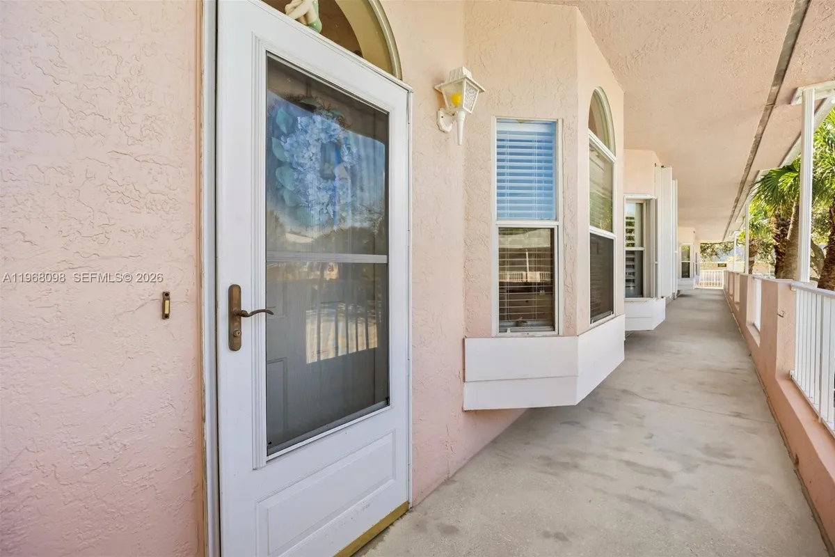 18081 SE Country Club Dr # 367, Jupiter FL 33469