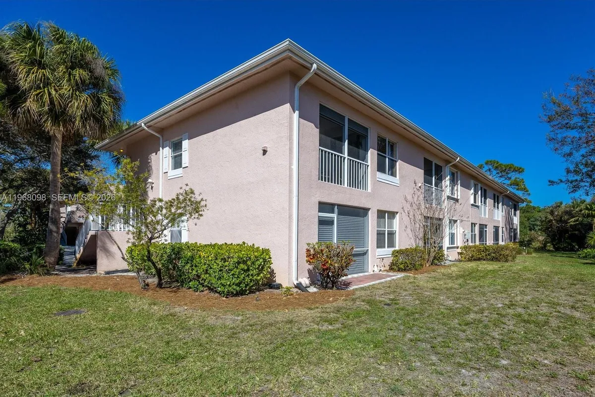 18081 SE Country Club Dr # 367, Jupiter FL 33469