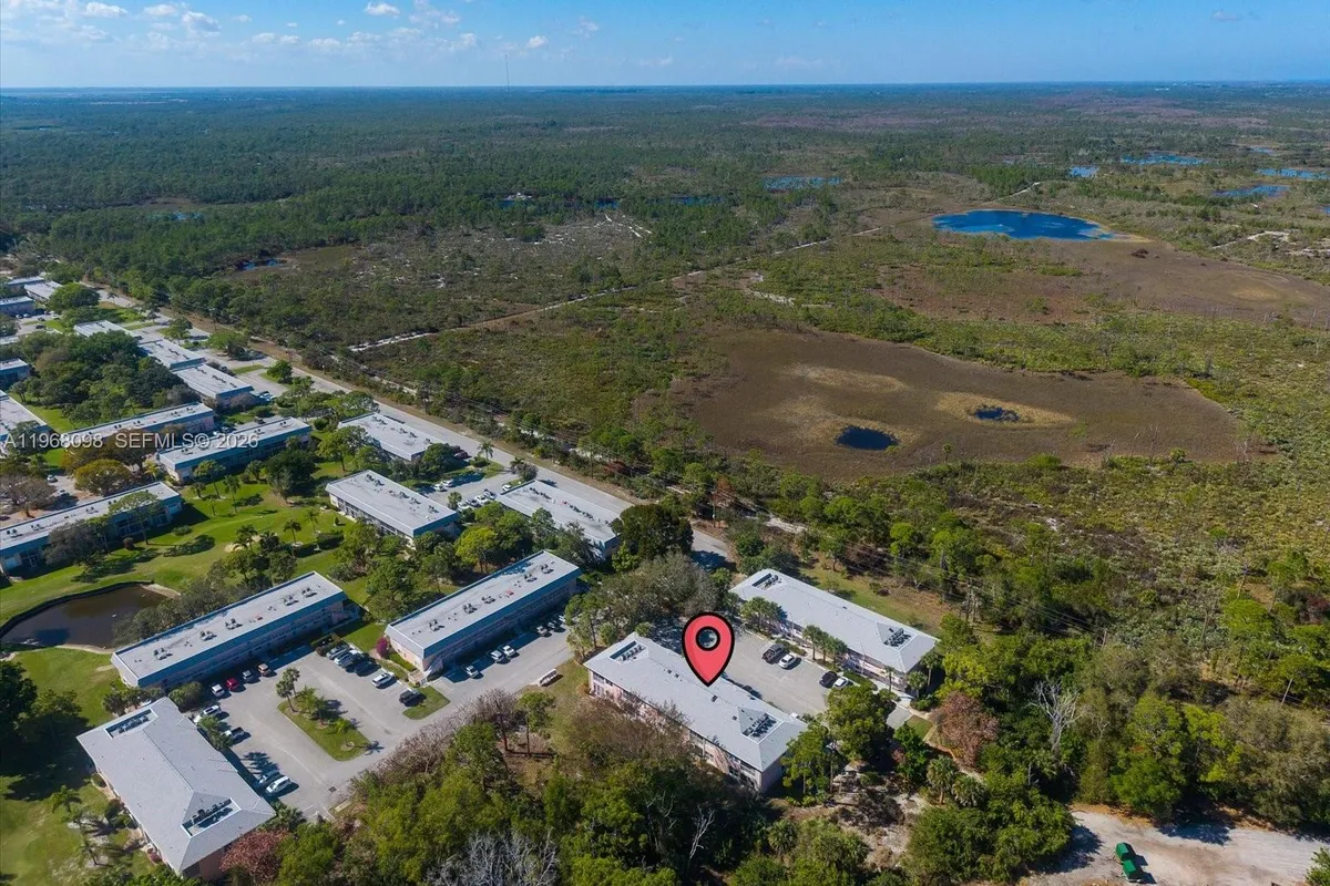 18081 SE Country Club Dr # 367, Jupiter FL 33469