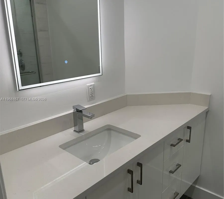 10210 Collins Ave # 306, Bal Harbour FL 33154