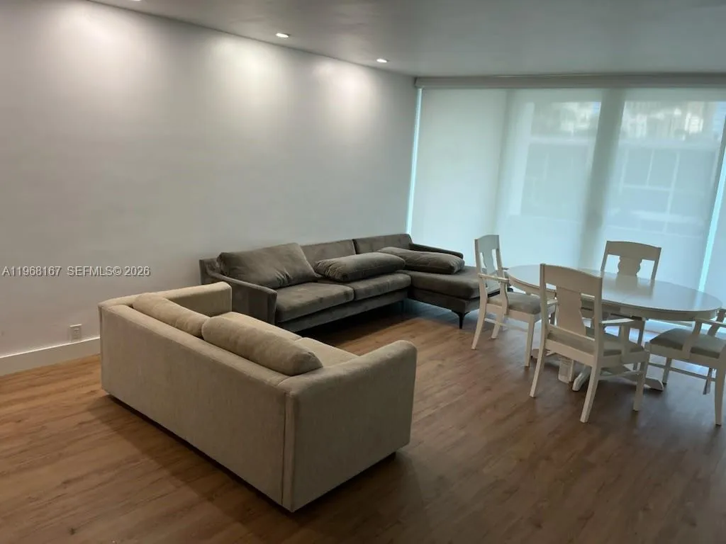 10210 Collins Ave # 306, Bal Harbour FL 33154