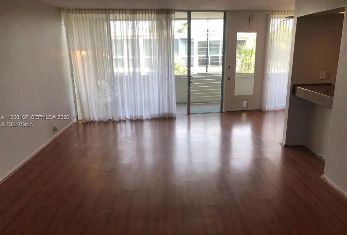 10210 Collins Ave # 306, Bal Harbour FL 33154