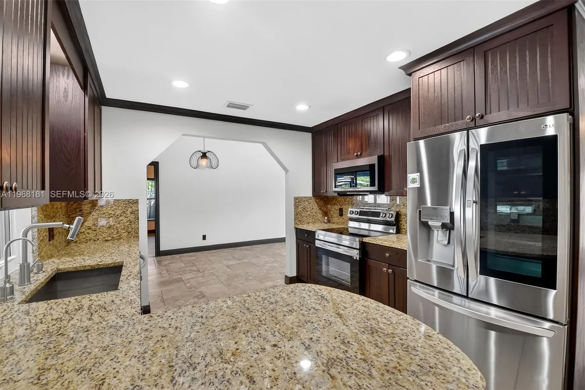 13808 Geranium Pl, Wellington FL 33414