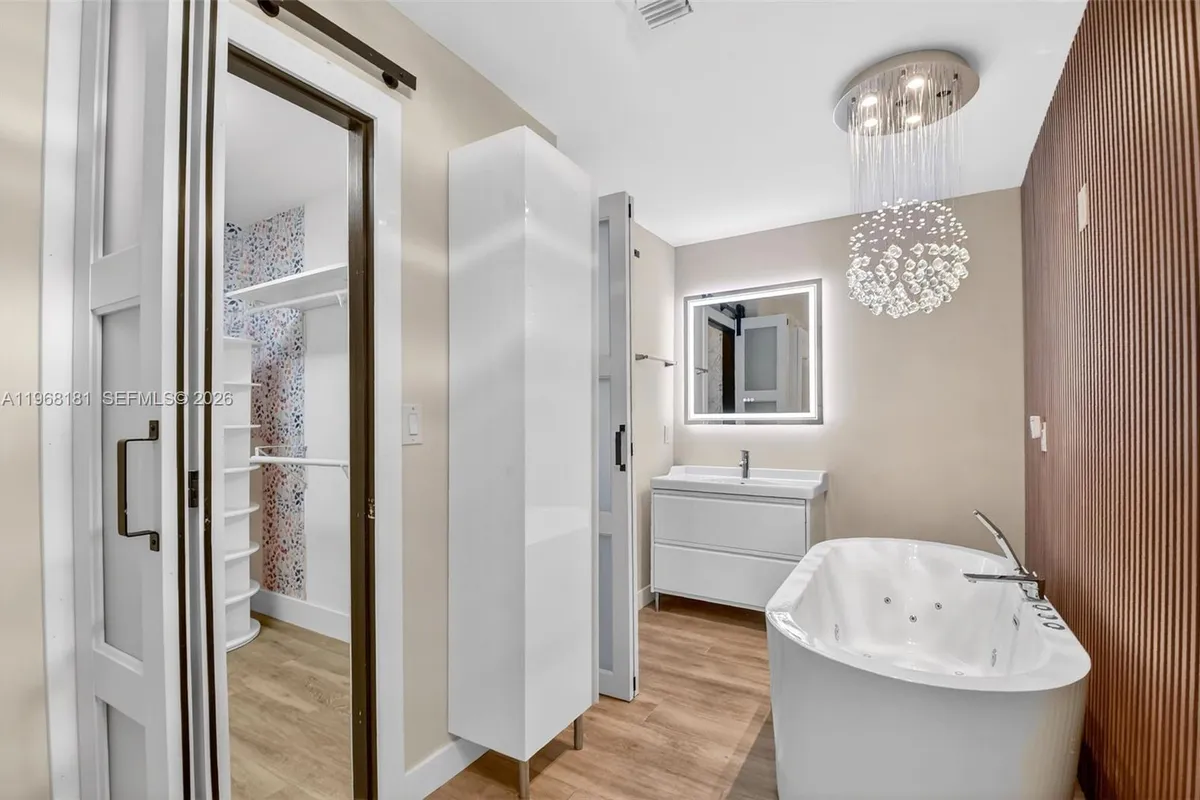 13808 Geranium Pl, Wellington FL 33414