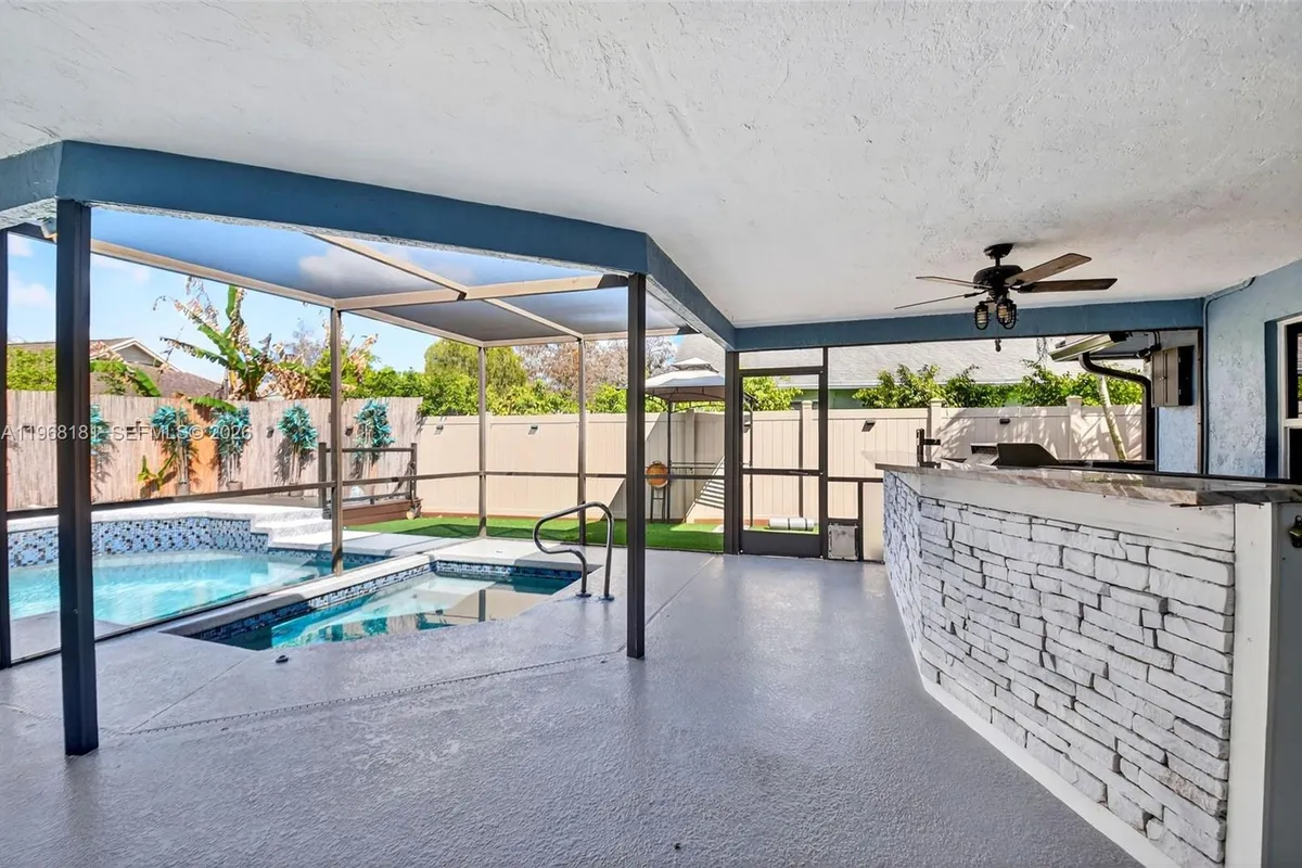 13808 Geranium Pl, Wellington FL 33414