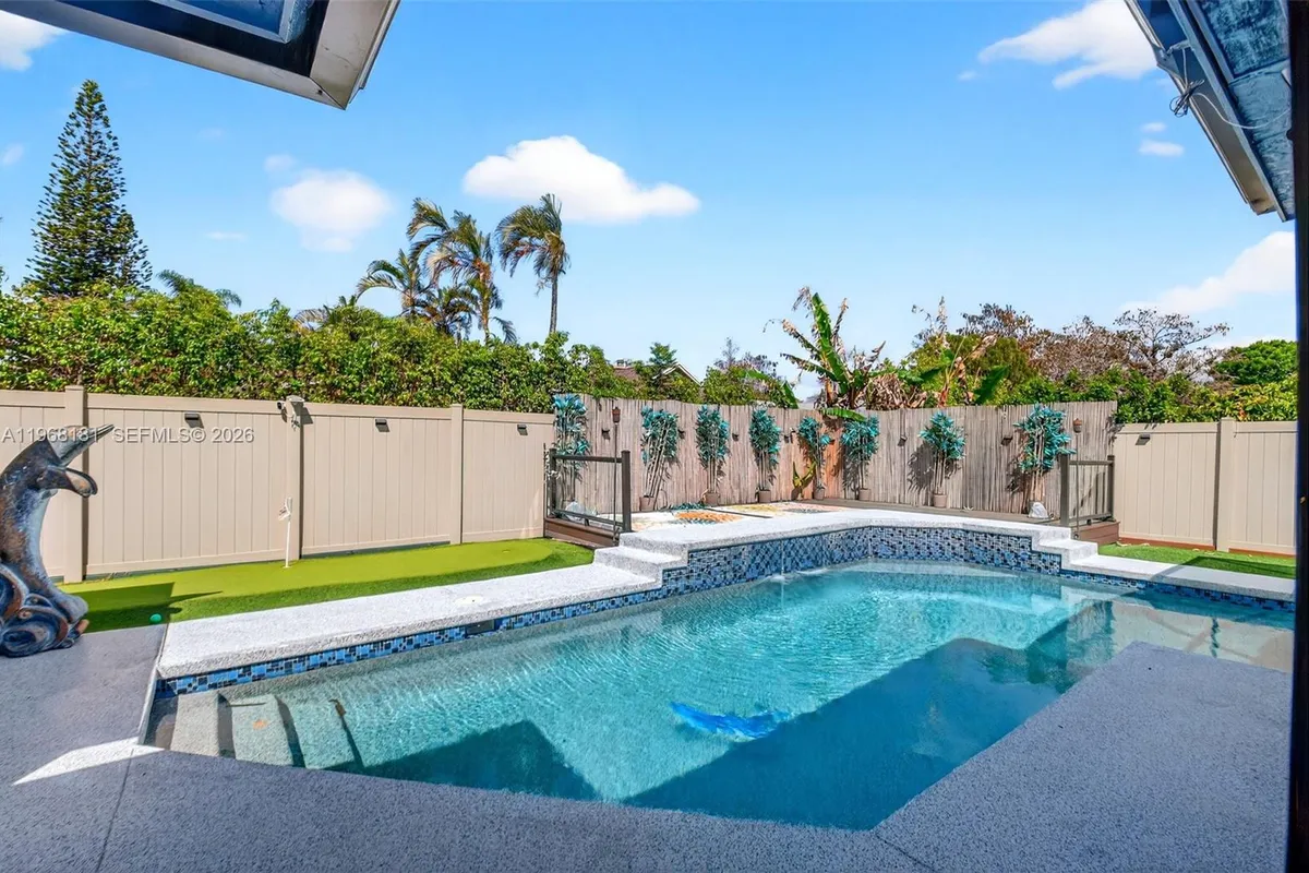 13808 Geranium Pl, Wellington FL 33414