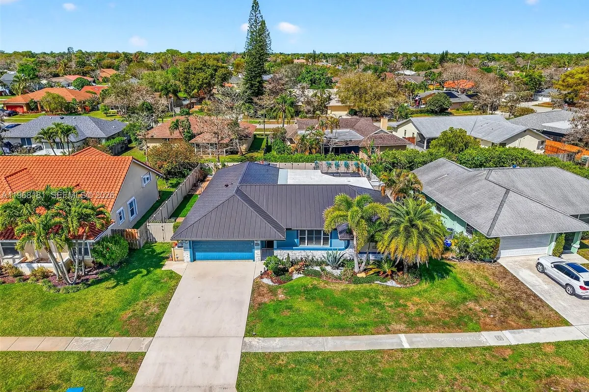 13808 Geranium Pl, Wellington FL 33414