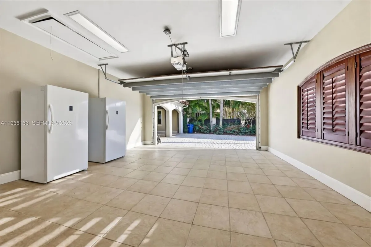 628 Coral Way, Fort Lauderdale FL 33301