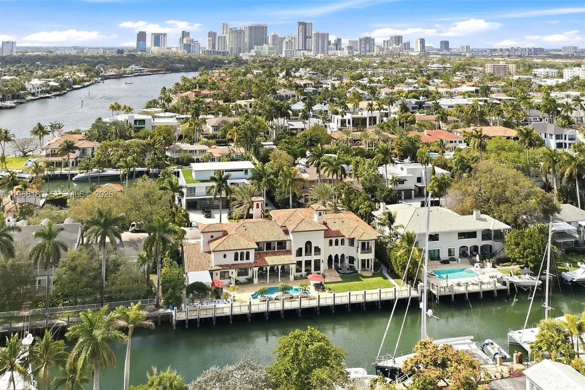 628 Coral Way, Fort Lauderdale FL 33301