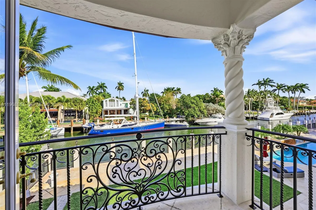 628 Coral Way, Fort Lauderdale FL 33301