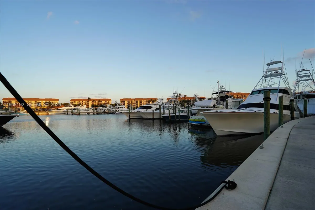 2101 Marina Isle Way # 104, Jupiter FL 33477