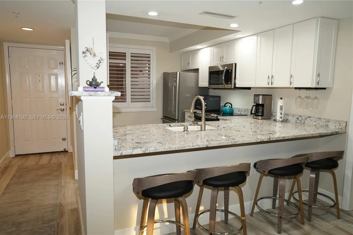 2101 Marina Isle Way # 104, Jupiter FL 33477