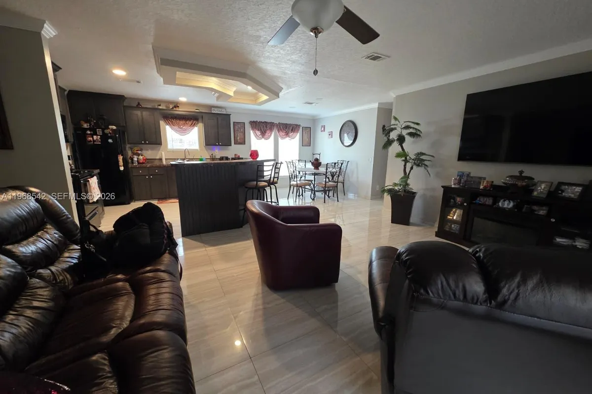 555 S LINDERO ST, Clewiston FL 33440