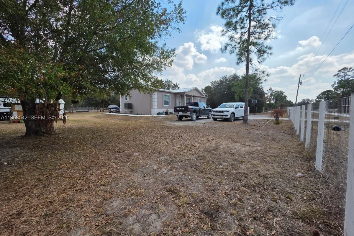 555 S LINDERO ST, Clewiston FL 33440