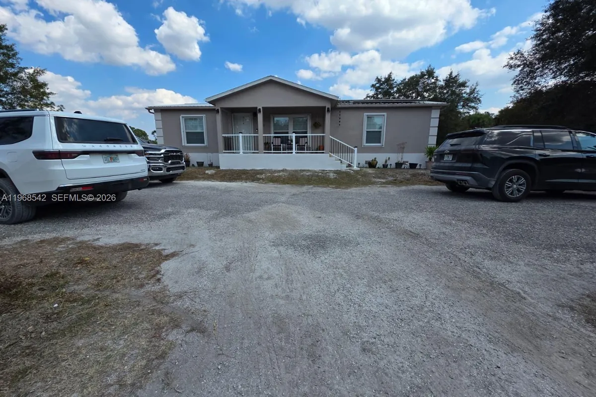 555 S LINDERO ST, Clewiston FL 33440
