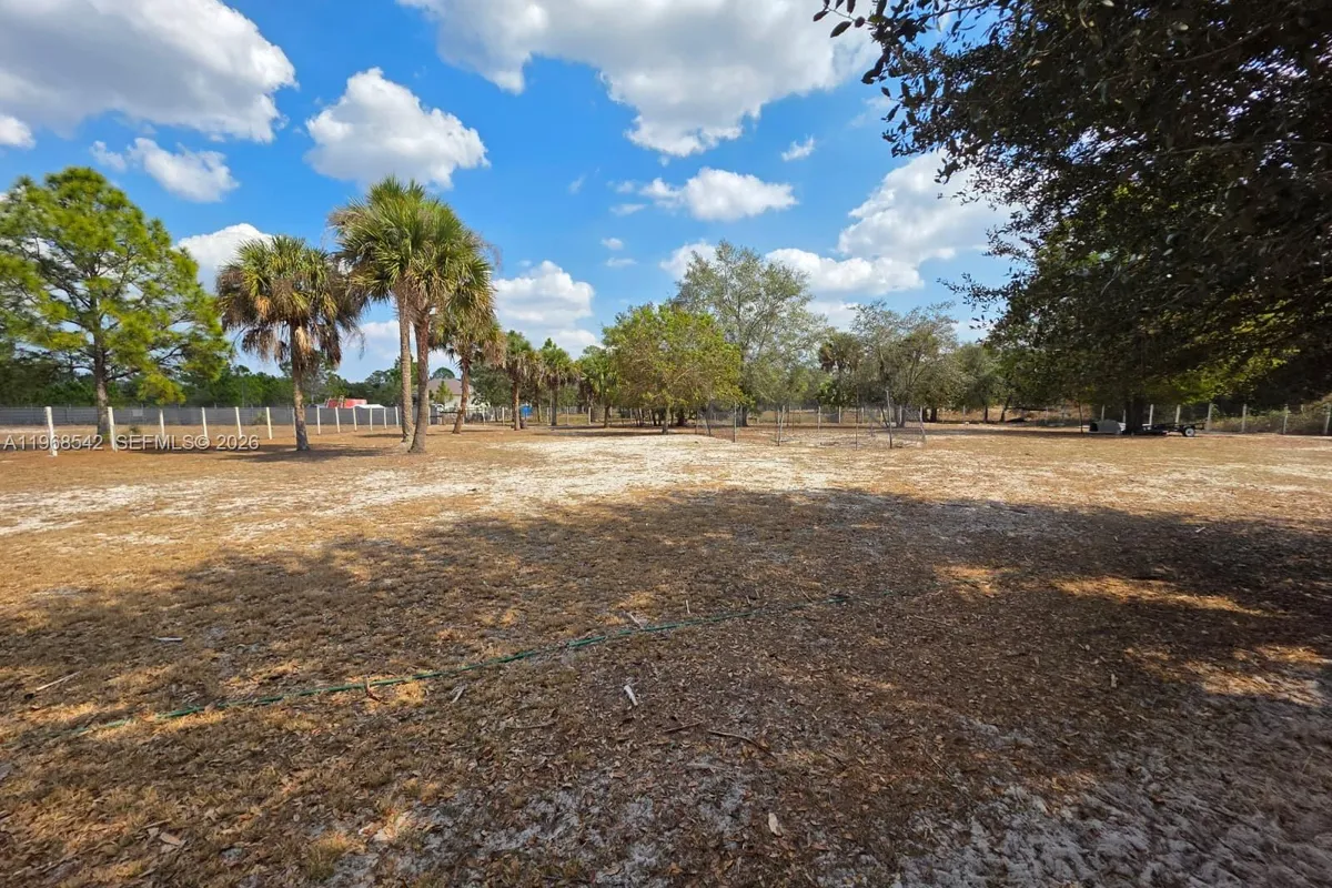 555 S LINDERO ST, Clewiston FL 33440
