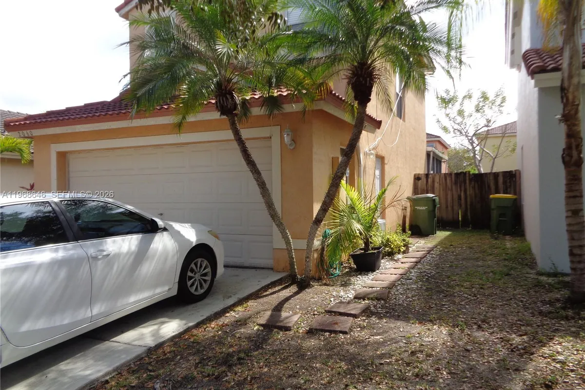 2060 SE 14th St, Homestead FL 33035
