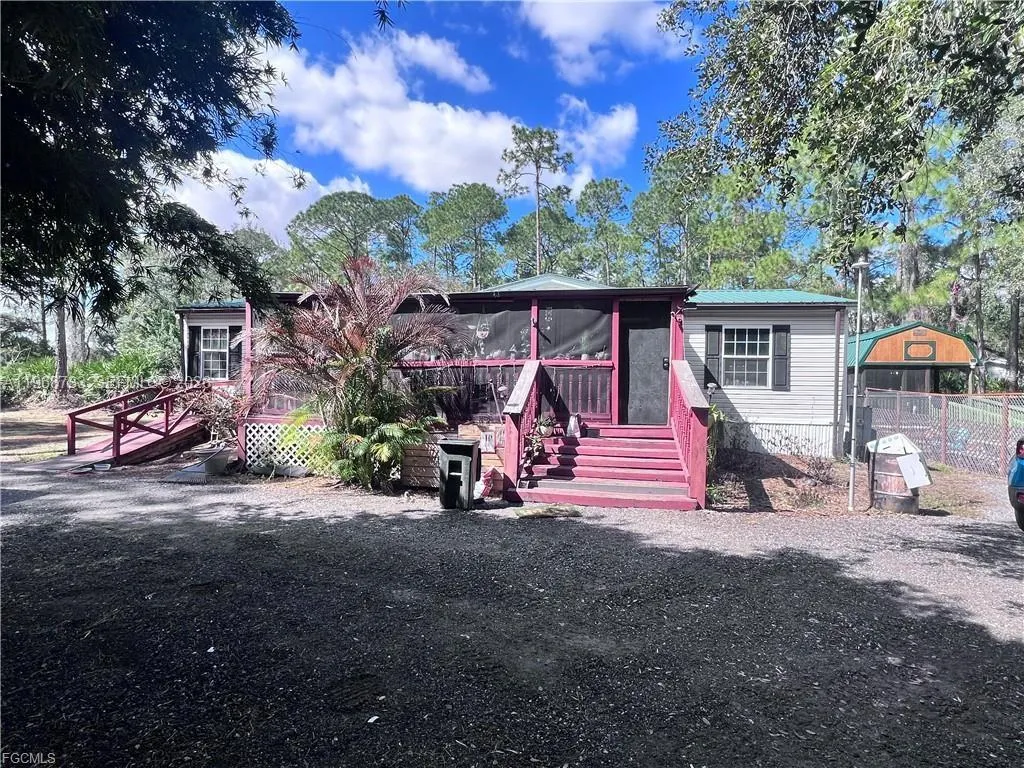 3 bedroom 2 bath for sale at 680 S Arboleda, Clewiston FL 33440