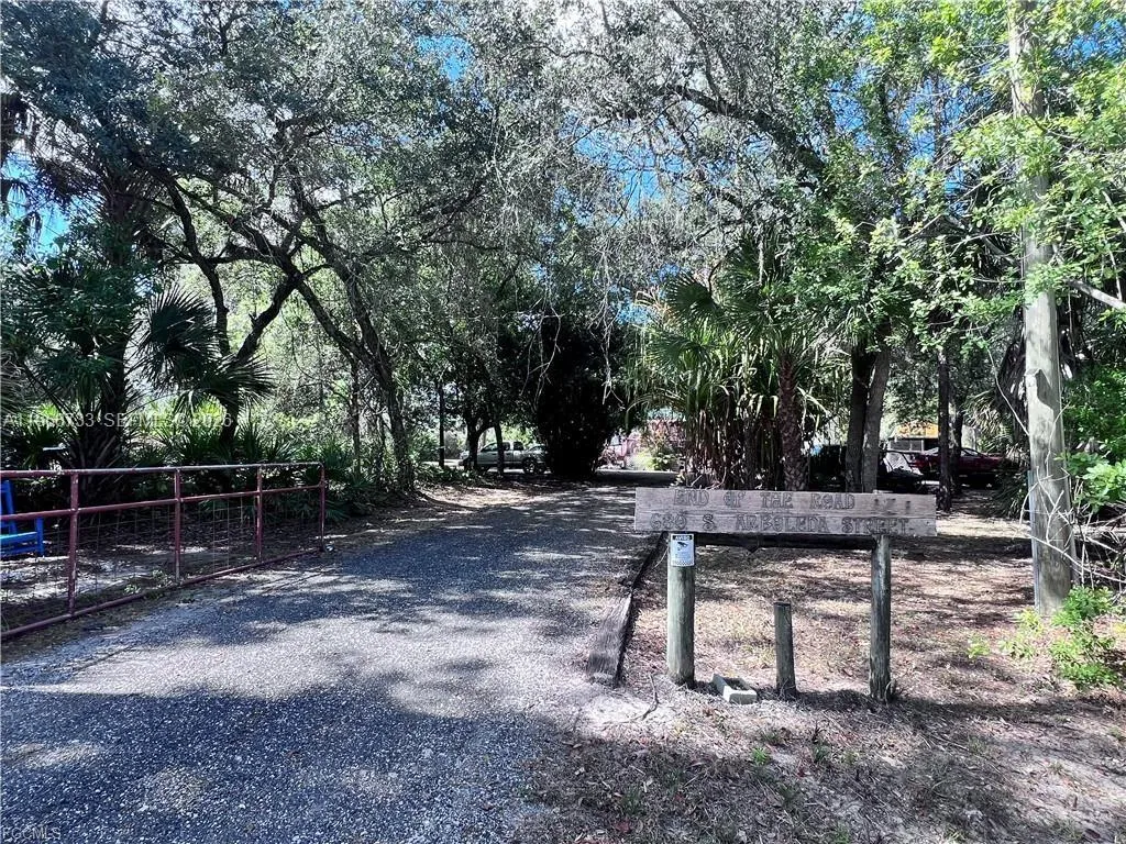 680 S Arboleda, Clewiston FL 33440