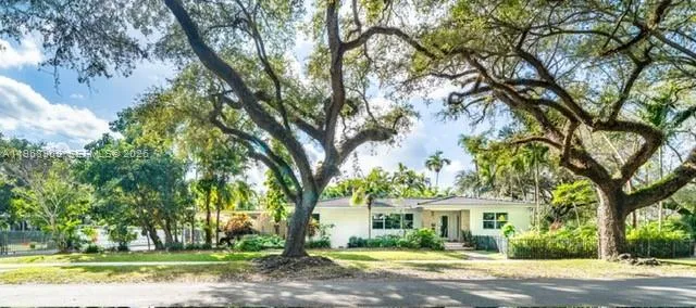 9118 NE 5th Ave, Miami Shores FL 33138