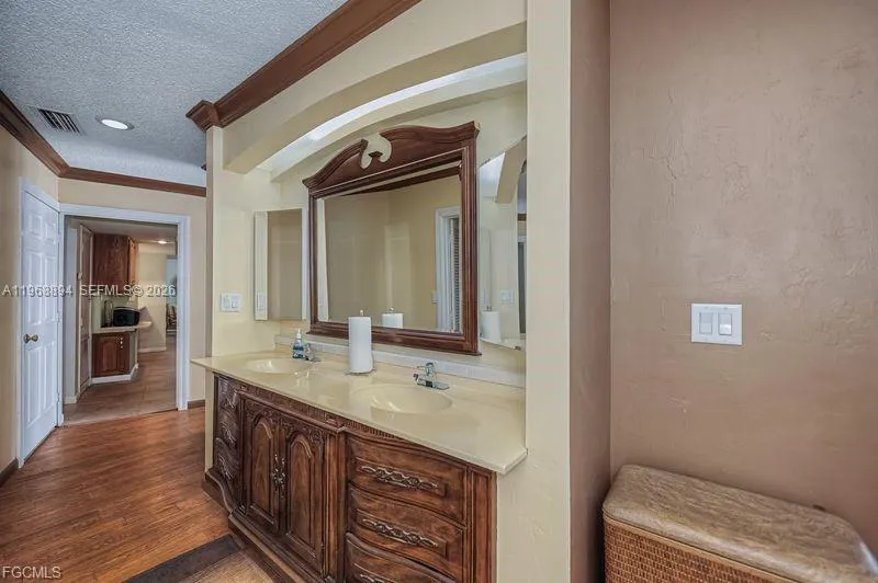 1209 County Rd 78, La Belle FL 33935