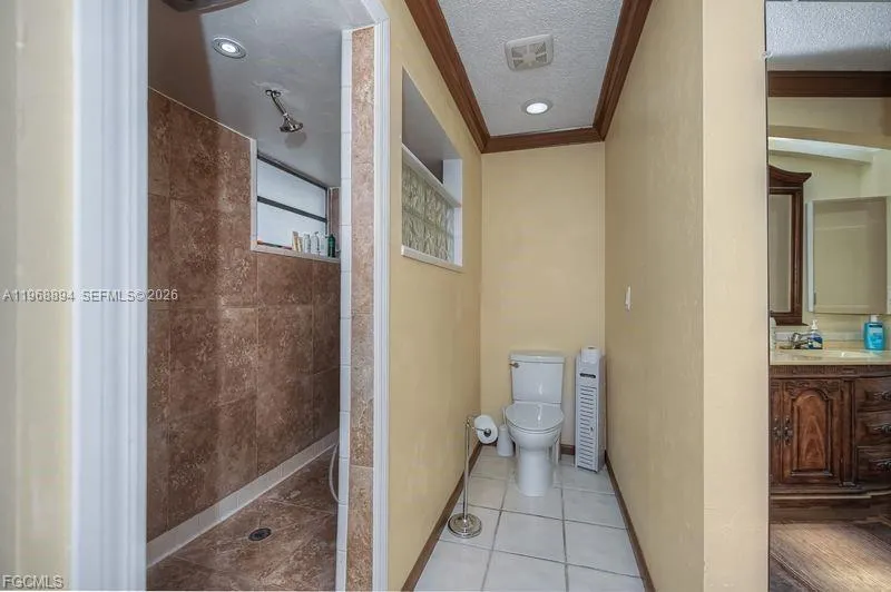 1209 County Rd 78, La Belle FL 33935