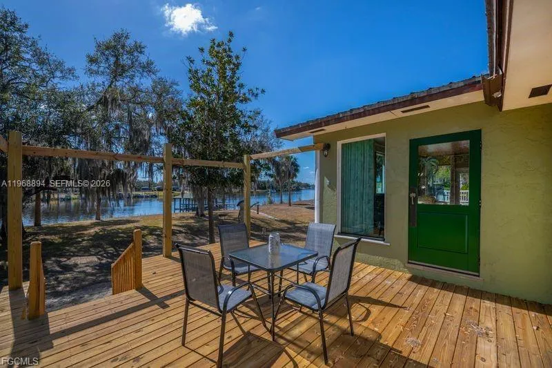 1209 County Rd 78, La Belle FL 33935