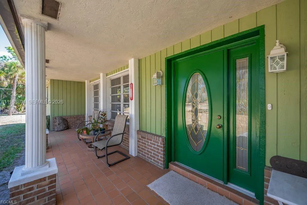 1209 County Rd 78, La Belle FL 33935