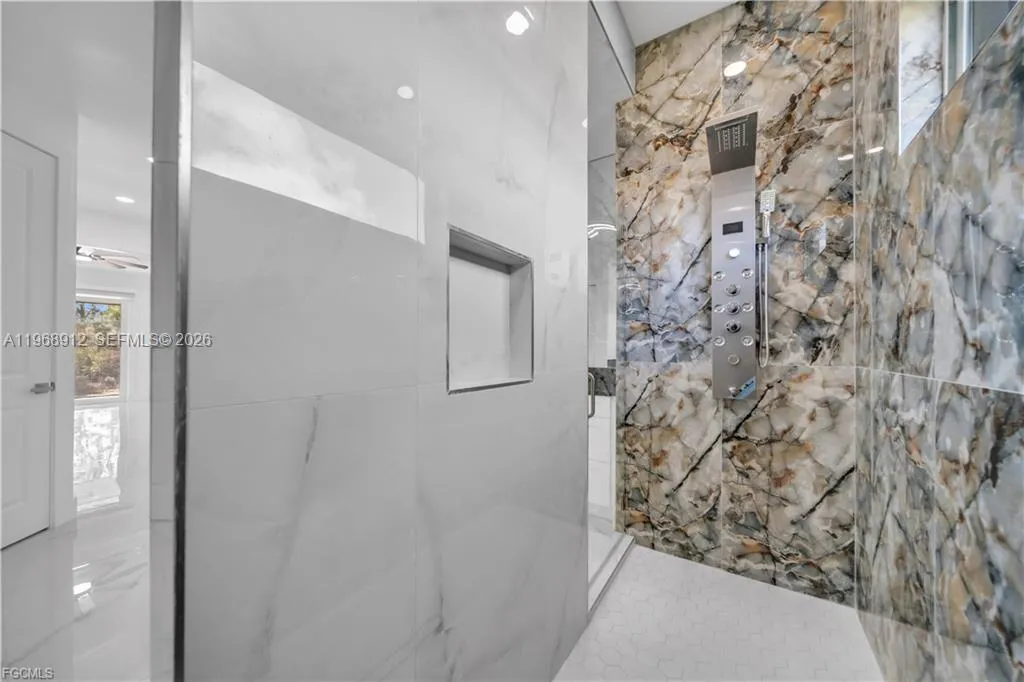 7799 15th PL, La Belle FL 33935