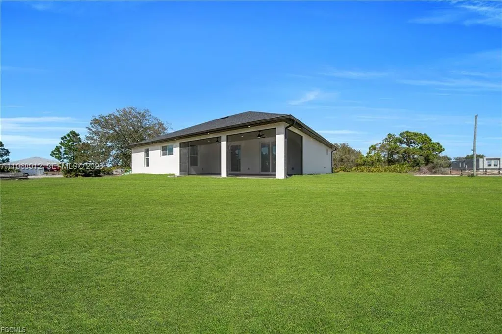 7799 15th PL, La Belle FL 33935