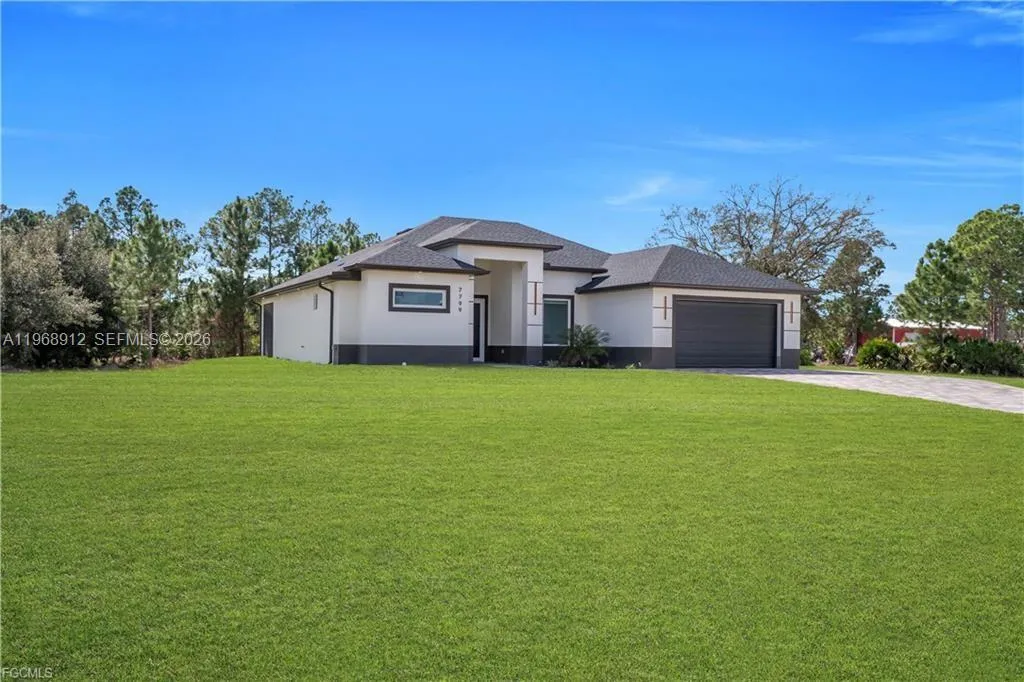 7799 15th PL, La Belle FL 33935