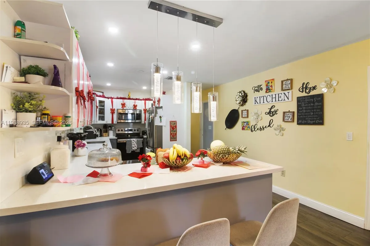 16323 SW 103rd Pl, Miami FL 33157