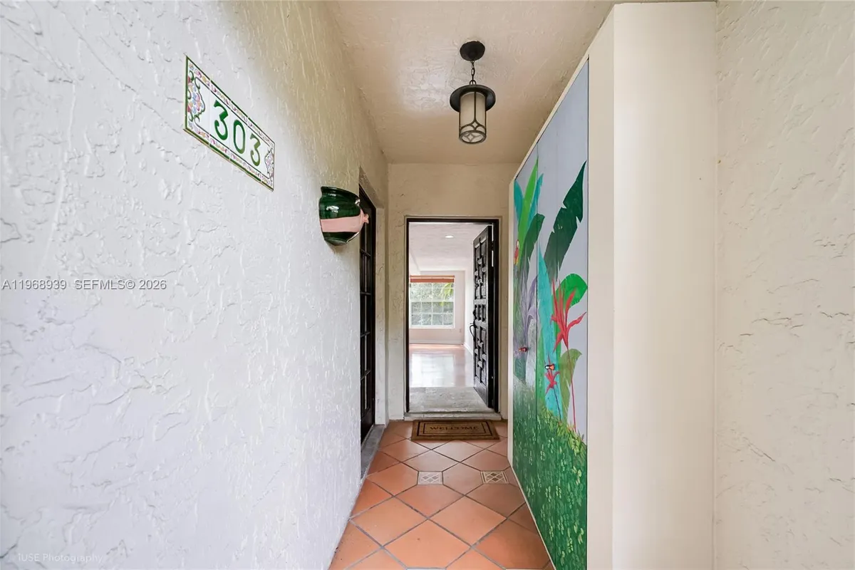 411 Anastasia Ave # 303, Coral Gables FL 33134