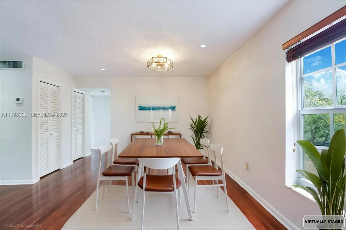 411 Anastasia Ave # 303, Coral Gables FL 33134